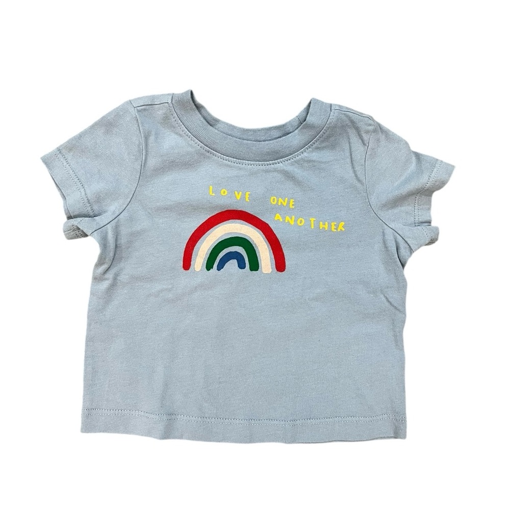 Hanna Andersson Light Blue Tee with Rainbow Graphic